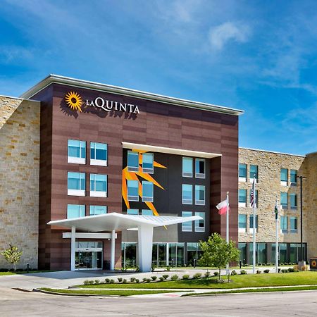 La Quinta Inn & Suites By Wyndham Террелл Экстерьер фото